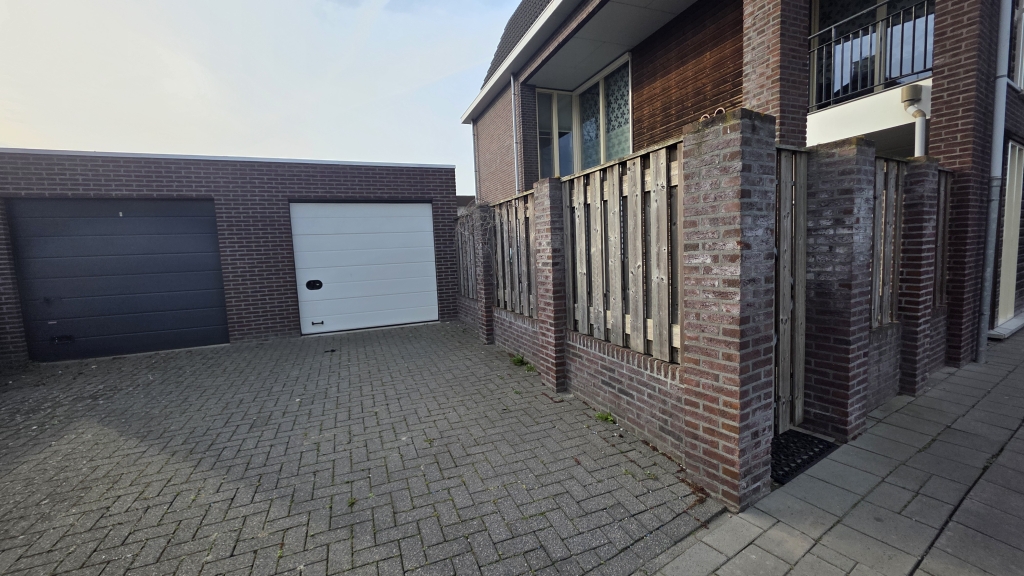 Te huur: Appartement Akkerlingen, Hoeven - 30