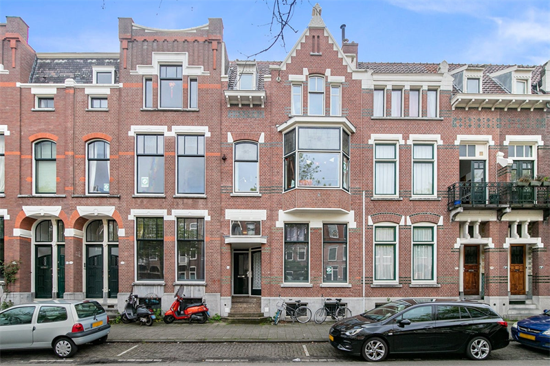 Kamer te huur in de Claes de Vrieselaan in Rotterdam
