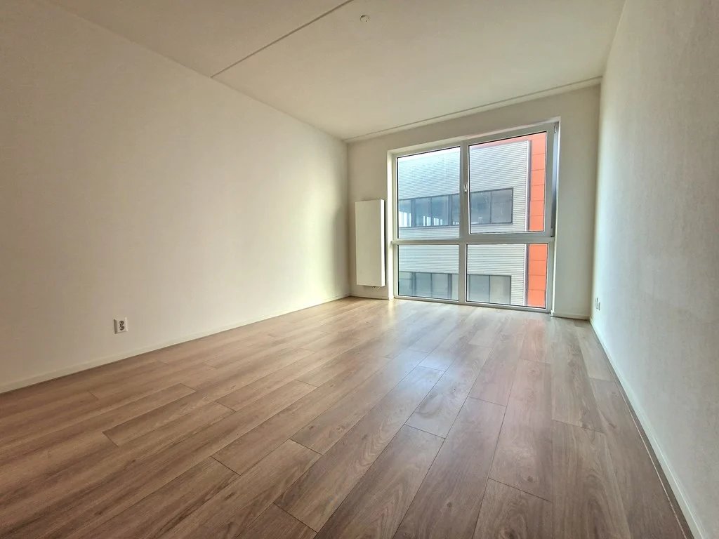 Te huur: Studio Laakweg, Den Haag - 1