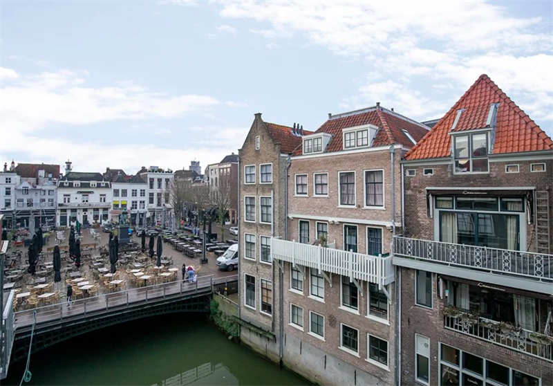 For rent: Apartment Voorstraat, Dordrecht - 2