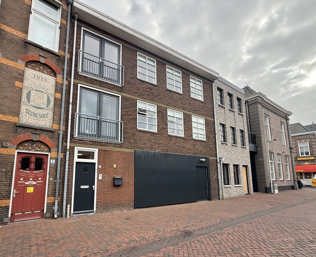Sfeervol, ruim en karakteristiek appartement