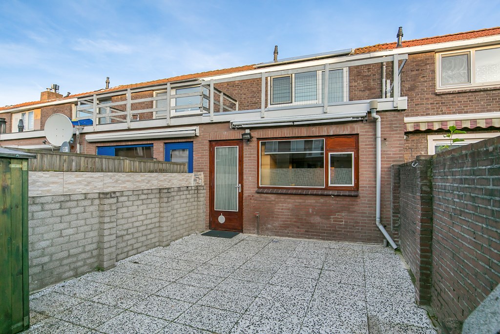 For rent: House Vincent van Goghstraat, Dordrecht - 18