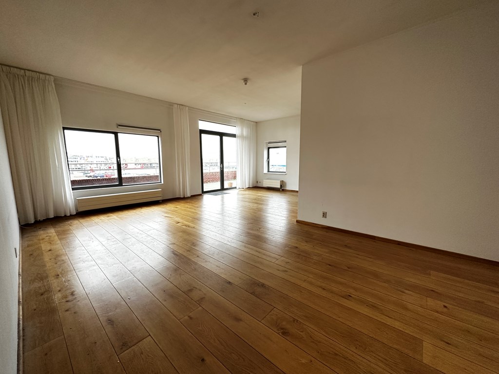 Appartement te huur Hellingweg, Den Haag