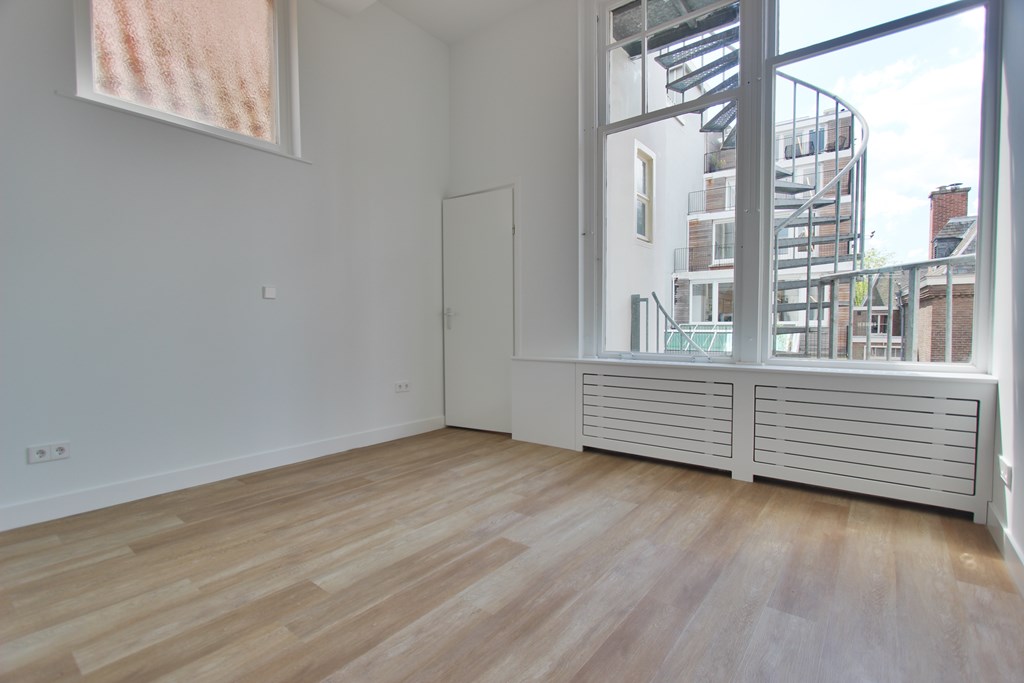 Te huur: Appartement Nieuwezijds Voorburgwal, Amsterdam - 16