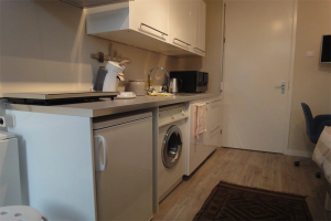 Te huur: Studio Voorbeeklaan, Waalre - 1