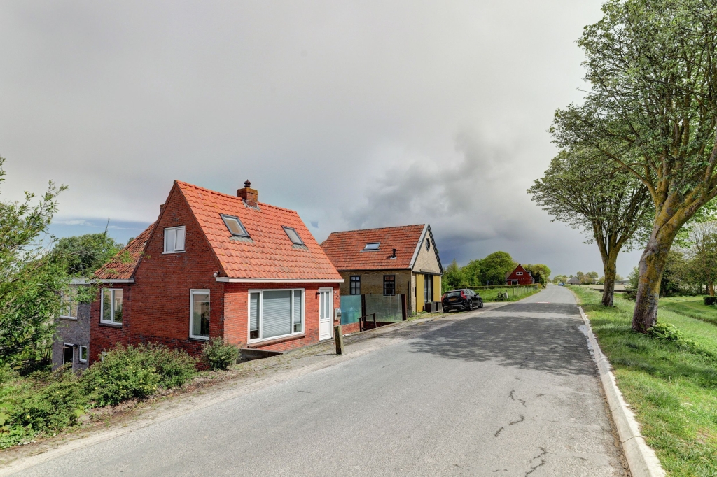 Vrijstaande gemoderniseerde woning in Sint Anne