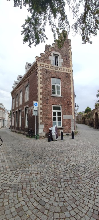 Kamer te huur in de Lang Grachtje in Maastricht
