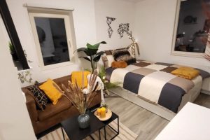 Te huur: Studio Nicolaas Ruychaverstraat, Utrecht - 1