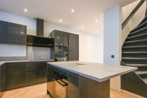 Te huur: Woning Oog in 't Zeilstraat, Den Haag - 1