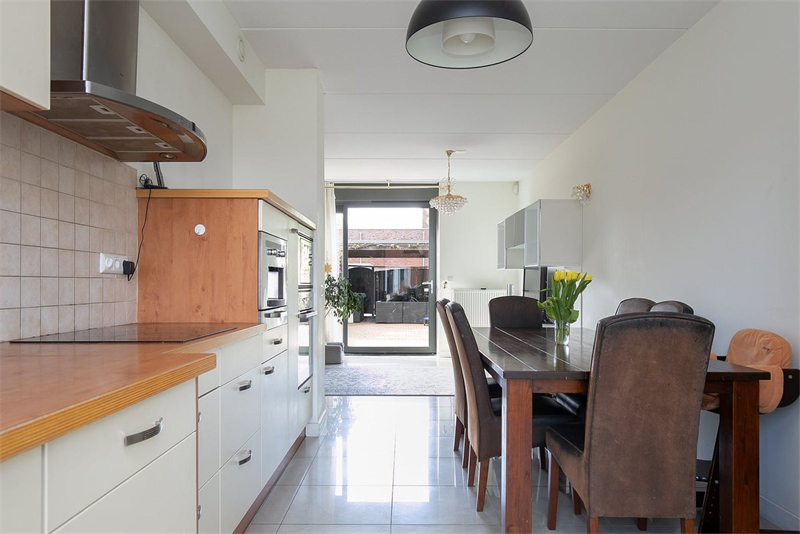 For rent: House Vooronder, Almere - 2